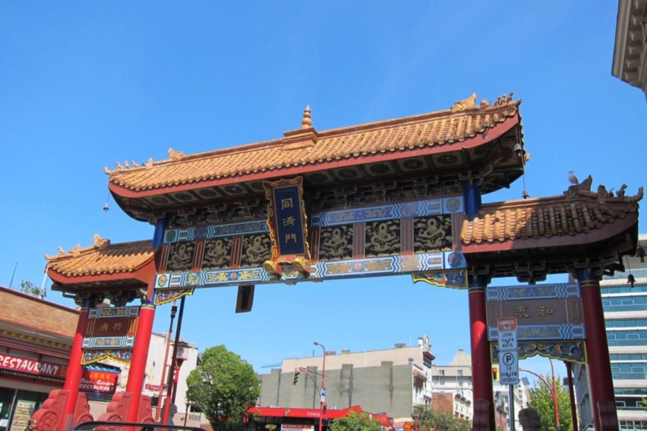 莲花顶楼公寓 維多利亞 外观 照片